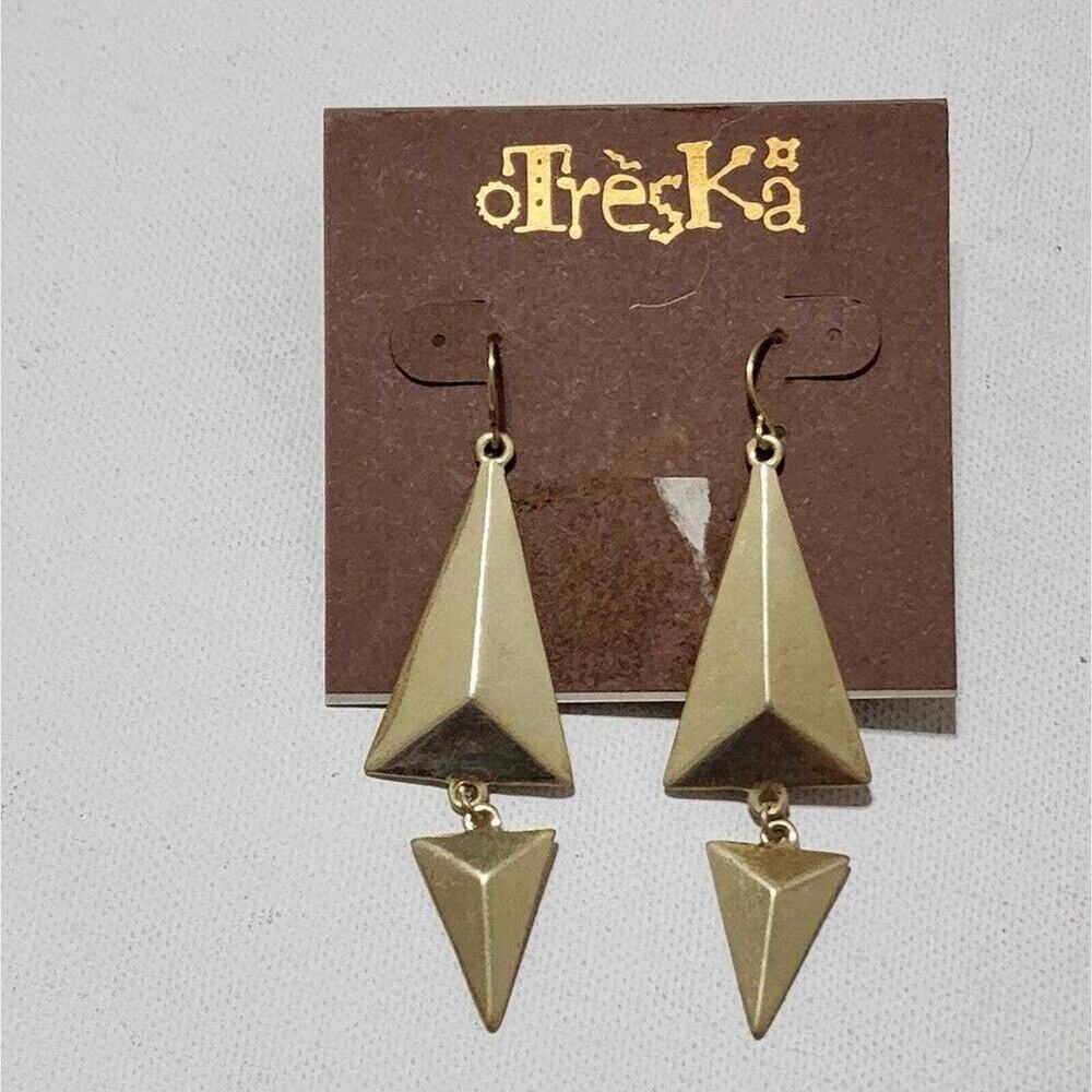 Treska Gold Tone Geometric Pyramid Drop Earrings Matte Modernist Dangle 3D